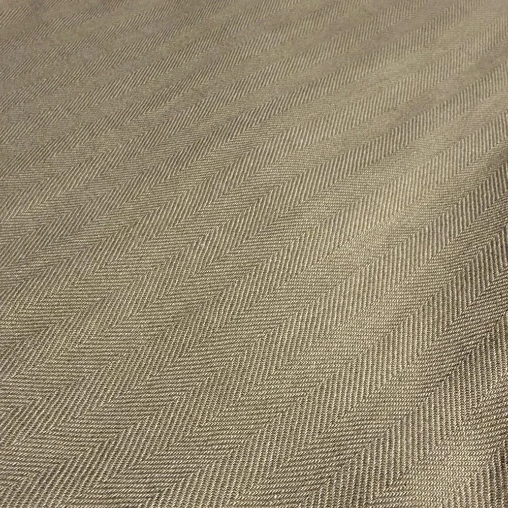 Pull & Bear Men's Khaki Linen Chinos in Size Large
